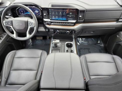 Used 2024 Chevrolet Silverado 1500 RST image 10