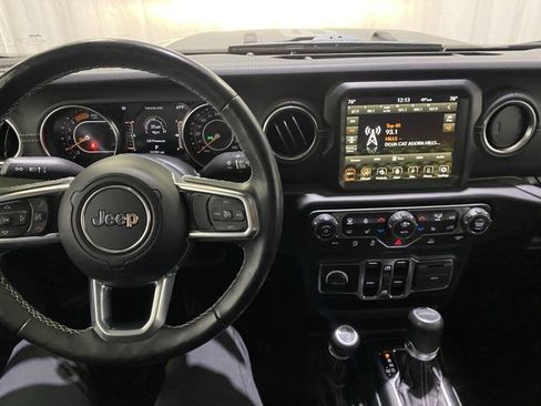 Used 2022 Jeep Gladiator Overland w/ Popular Equipment Package image 19