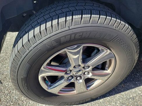 Used 2018 Ford F150 Lariat w/ Equipment Group 502A Luxury image 12