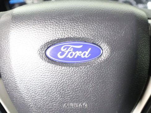 Used 2020 Ford F150 Lariat w/ Equipment Group 502A Luxury AWD/4WD image 32