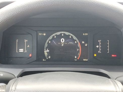 Used 2025 Toyota Tacoma SR5 image 18