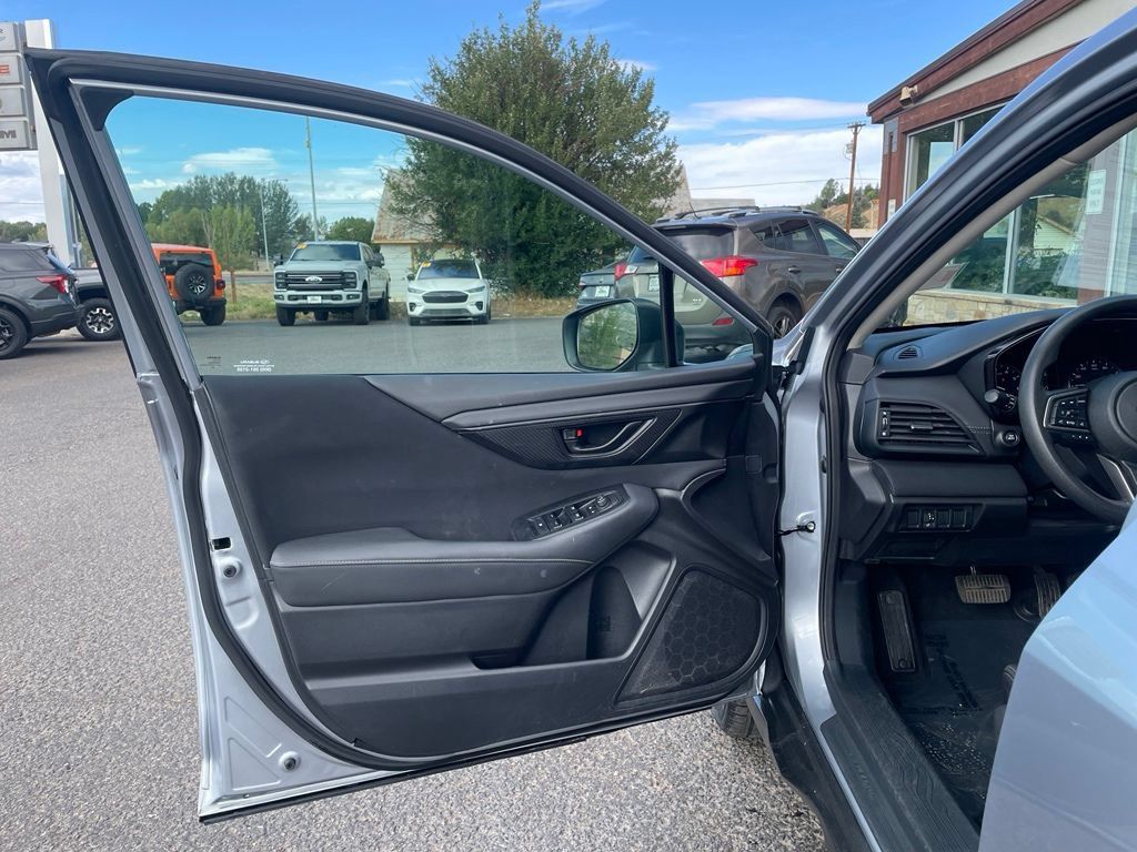 Used 2024 Subaru Outback AWD/4WD image 14