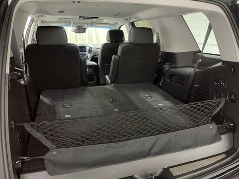 Used 2018 Chevrolet Tahoe Premier AWD/4WD image 17