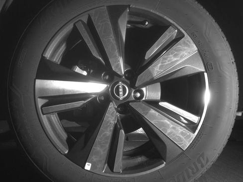 Used 2026 Nissan Rogue SL AWD/4WD image 15