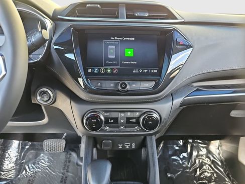 Used 2023 Chevrolet TrailBlazer ACTIV w/ Convenience Package FWD image 14