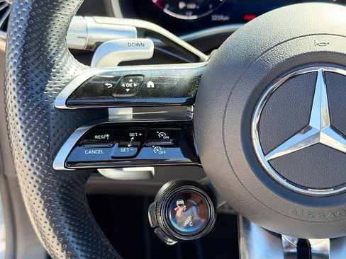 Used 2022 Mercedes-Benz SL 63 AMG 4MATIC image 40