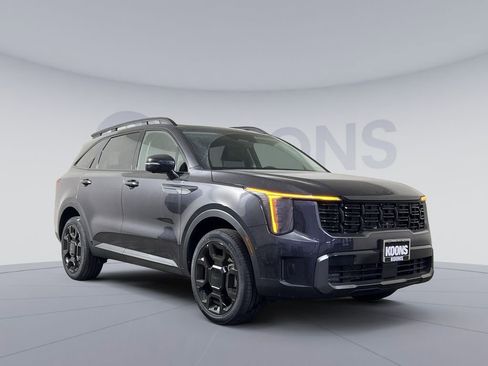 Used 2025 Kia Sorento SX AWD/4WD image 8