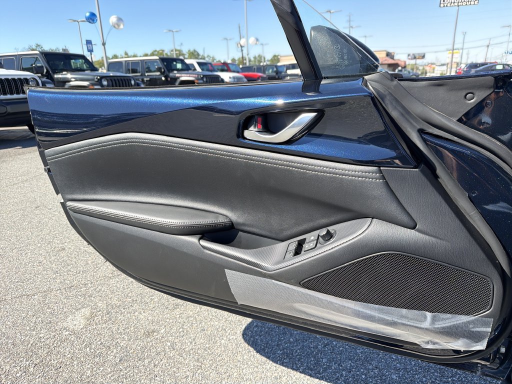 New 2026 MAZDA MX-5 Miata Club w/ Interior Package RWD image 16