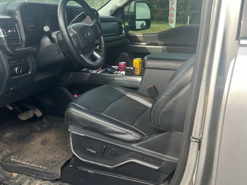 Used 2024 Ford F350 Lariat w/ Lariat Ultimate Package AWD/4WD image 4
