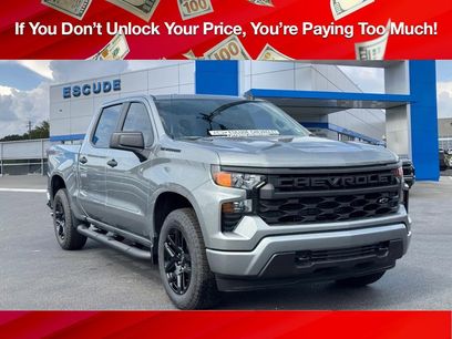 New 2026 Chevrolet Silverado 1500 Custom w/ Turbomax Blackout Package