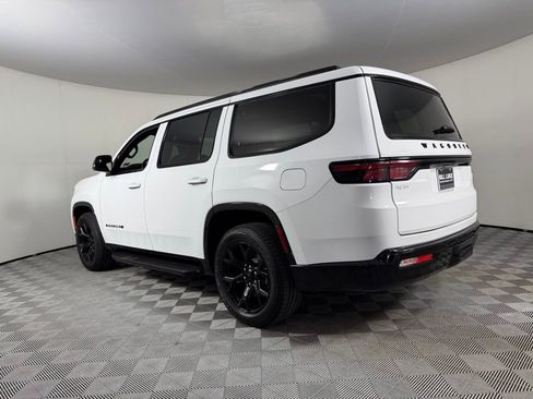 Used 2024 Jeep Wagoneer Series II image 9