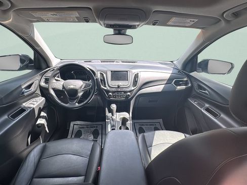 Used 2020 Chevrolet Equinox LT w/ Sport Edition FWD image 12