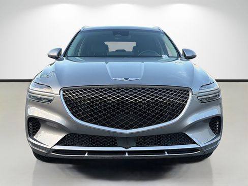 Used 2023 Genesis GV70 2.5T w/ Select Package AWD/4WD image 8