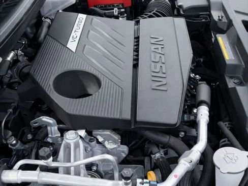 Used 2025 Nissan Rogue SV image 8