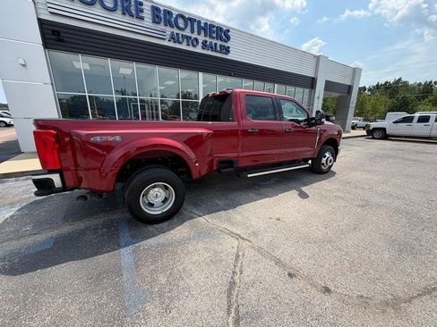Used 2025 Ford F350 XLT AWD/4WD image 4