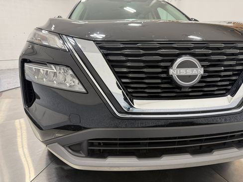 Used 2022 Nissan Rogue SV image 51