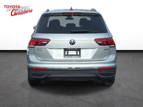 Used 2024 Volkswagen Tiguan S image 6