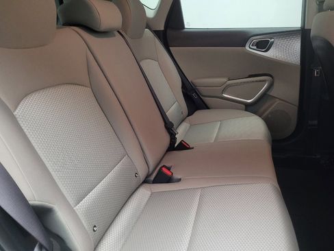 Used 2025 Kia Soul LX image 19