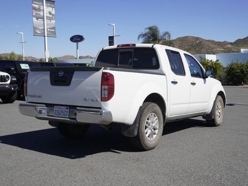 Used 2020 Nissan Frontier SV AWD/4WD image 4