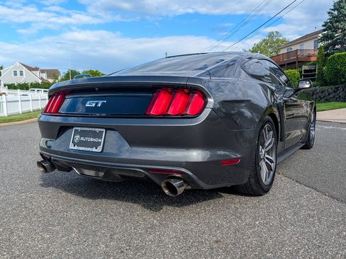 Used 2016 Ford Mustang GT RWD image 5