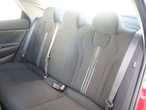 Used 2024 Hyundai Elantra SEL FWD image 44