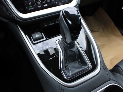 New 2025 Subaru Outback Limited image 24