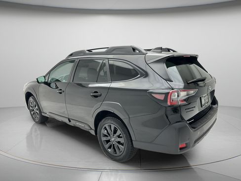 Used 2024 Subaru Outback Onyx Edition AWD/4WD image 7