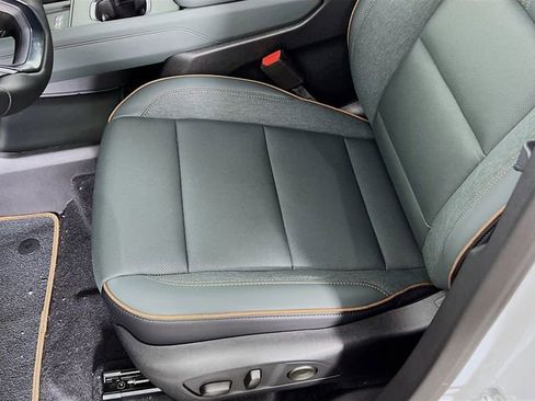 New 2026 GMC Acadia AT4 w/ Super Cruise Package image 19