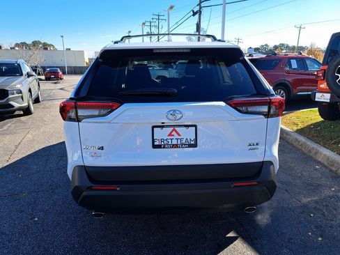 New 2025 Toyota RAV4 XLE image 7