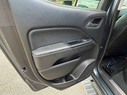 Used 2020 GMC Canyon Denali RWD image 22