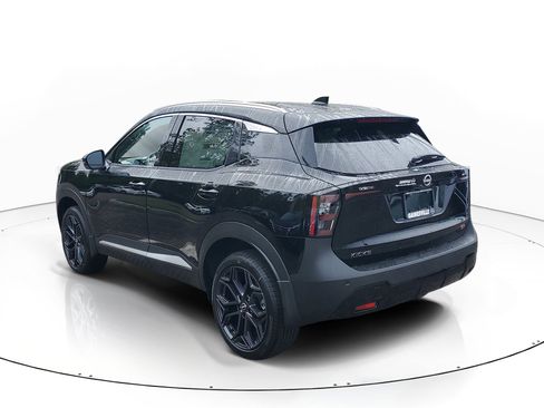 New 2026 Nissan Kicks SR image 3