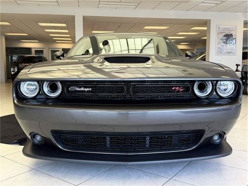 Used 2021 Dodge Challenger R/T Scat Pack RWD image 2