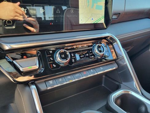 New 2026 GMC Sierra 2500 Denali Ultimate image 23