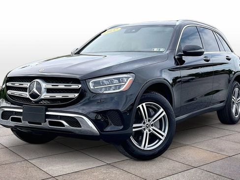 Used 2022 Mercedes-Benz GLC 300 image 2