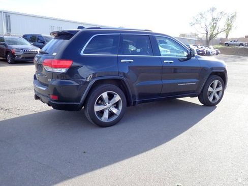 Used 2016 Jeep Grand Cherokee Overland w/ Advanced Technology Group image 13