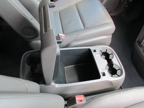 Used 2017 Honda Odyssey Touring Elite image 37