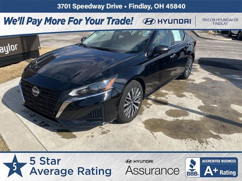 Used 2024 Nissan Altima 2.5 SV image 1