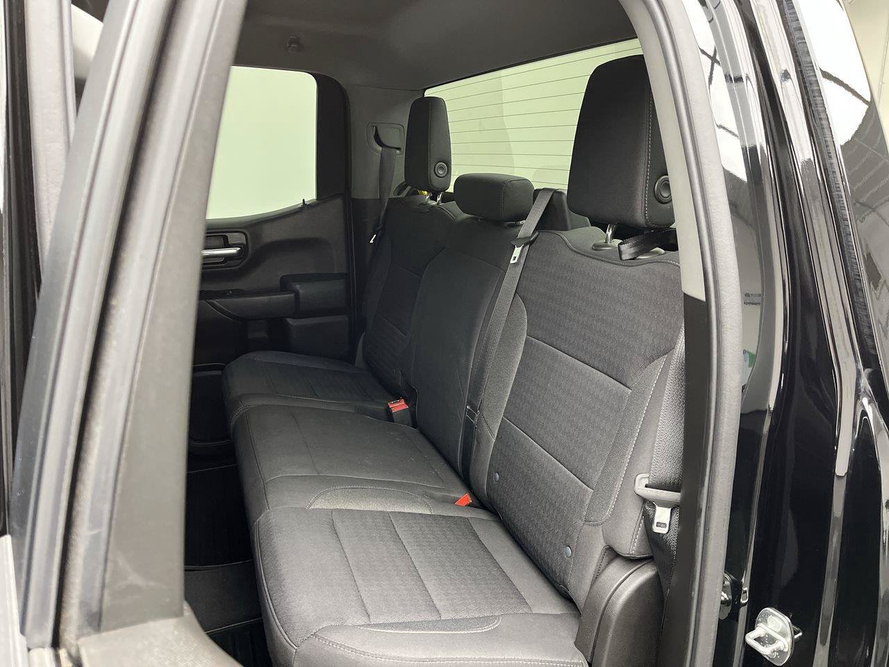 Certified 2022 GMC Sierra 1500 Pro w/ Pro Value Package AWD/4WD image 12