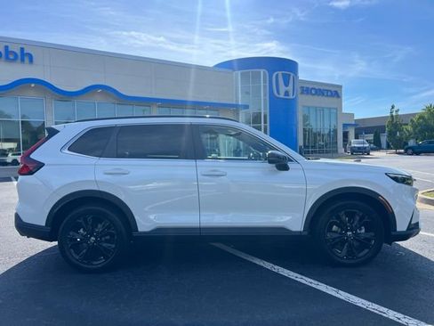 Used 2024 Honda CR-V Sport Touring image 5