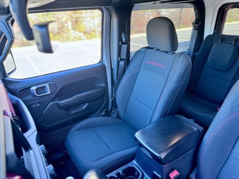 Used 2019 Jeep Wrangler Rubicon image 62