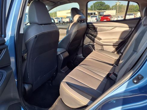 Used 2021 Subaru Crosstrek 2.5i Sport w/ Moonroof Package AWD/4WD image 17