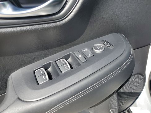 Used 2023 Honda HR-V EX-L image 29