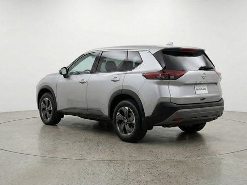 Used 2025 Nissan Rogue SV FWD image 5