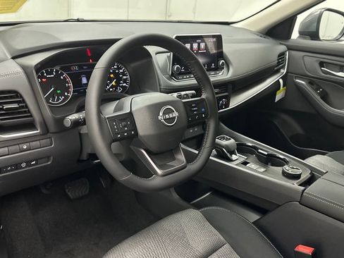 New 2026 Nissan Rogue SV w/ Cold Weather Package AWD/4WD image 16