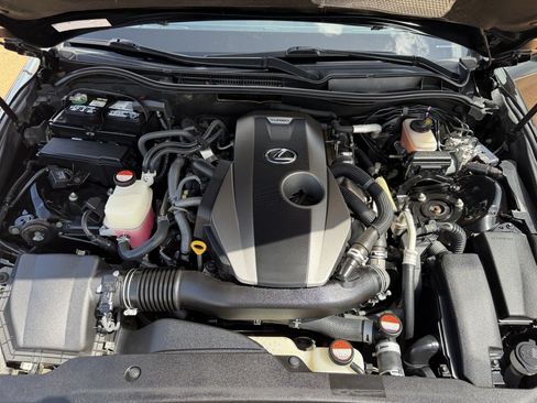 Used 2016 Lexus IS 200t RWD image 36
