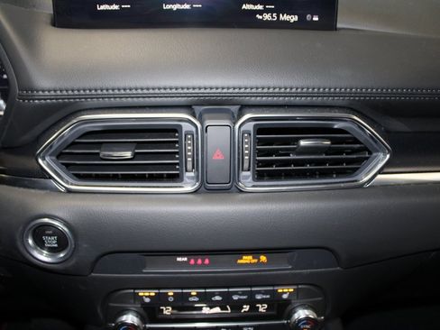 Used 2025 MAZDA CX-5 Carbon Edition image 31