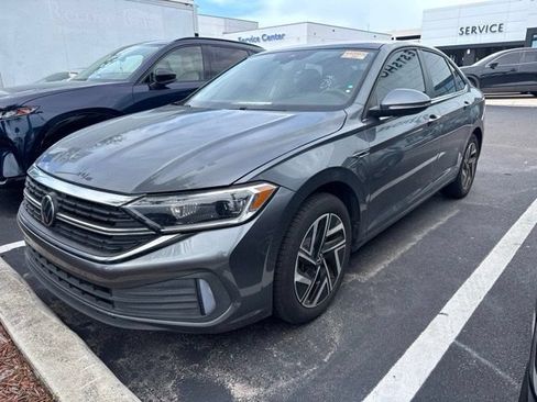 Used 2024 Volkswagen Jetta SEL FWD image 5