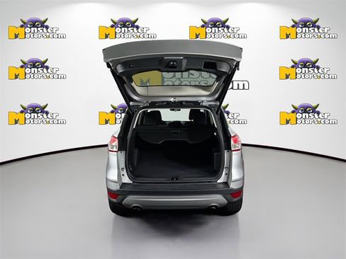 Used 2015 Ford Escape SE w/ SE Chrome Package image 23