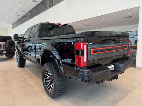 New 2026 Ford F250 Lariat w/ Black Appearance Package AWD/4WD image 6