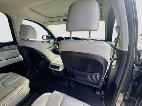 Used 2022 Hyundai Palisade Limited FWD image 24